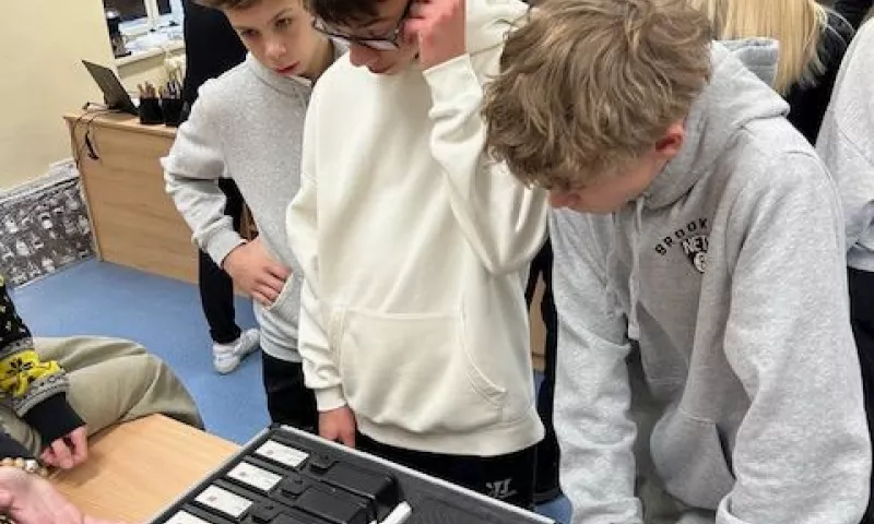 po stopách zločinu