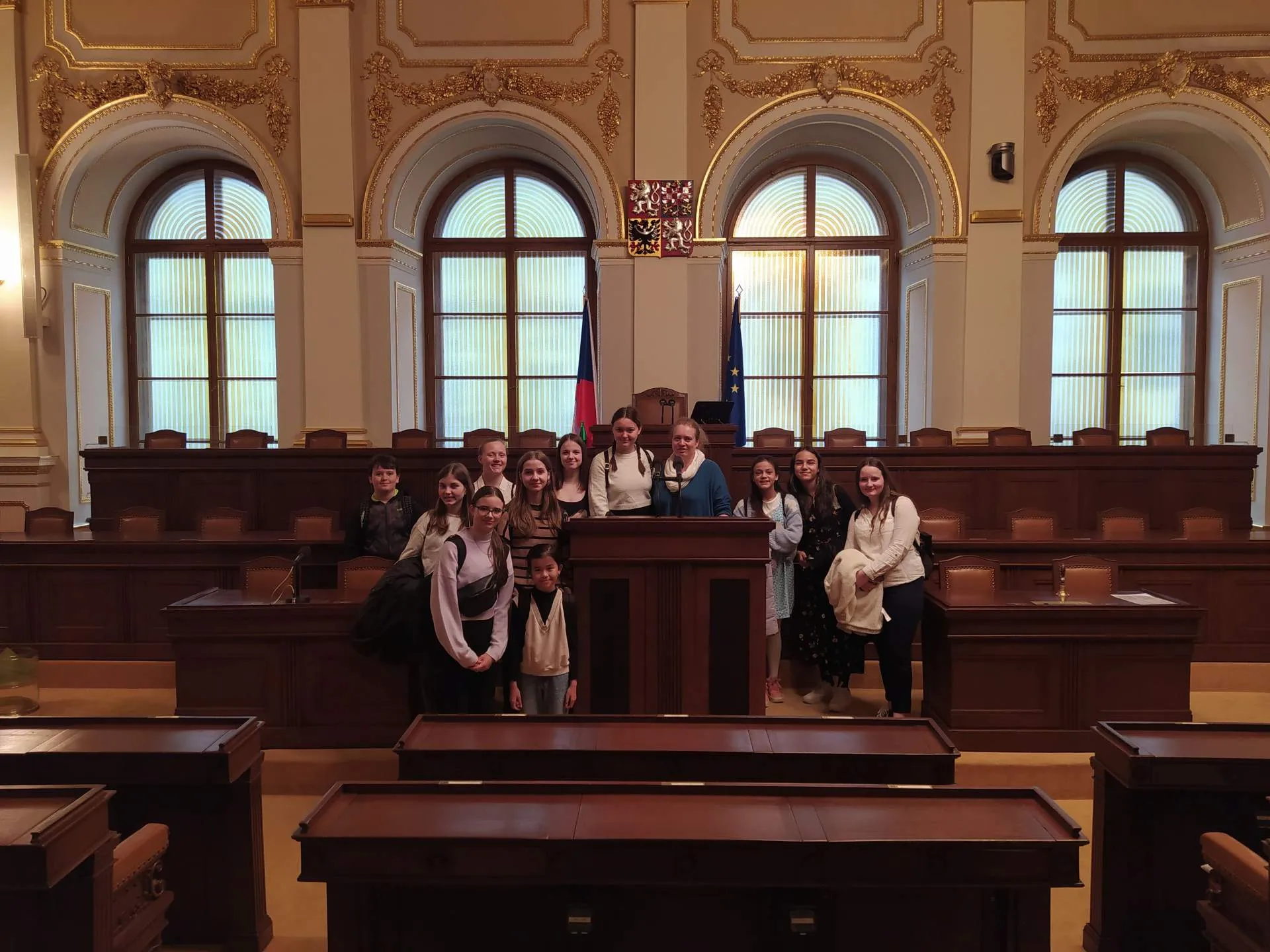 parlament v parlamentu