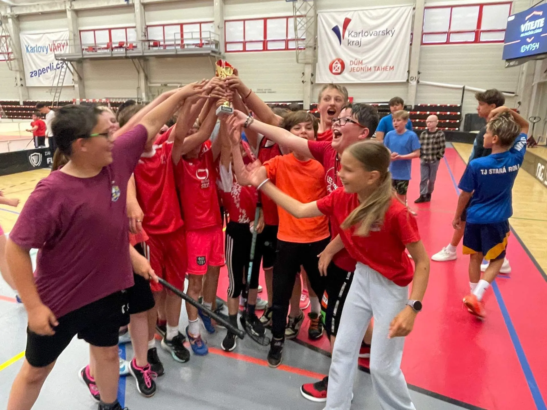 sport. den Florbal KV